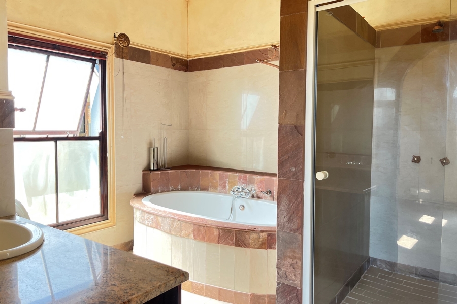 3 Bedroom Property for Sale in Estate D Afrique North West